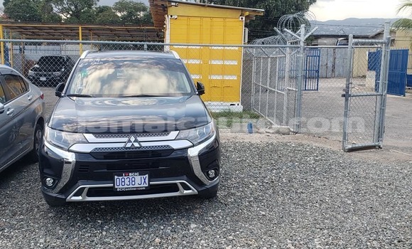 Buy Used Mitsubishi Outlander Black Car in Kingston in Kingston Buy Used Mitsubishi Outlander Black Car in Kingston in Kingston