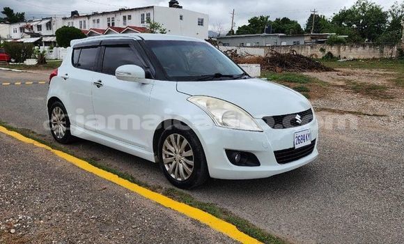 Buy Used Suzuki Swift White Car in Import - Dubai in Clarendon Buy Used Suzuki Swift White Car in Import - Dubai in Clarendon