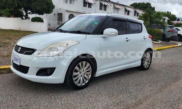 Buy Used Suzuki Swift White Car in Import - Dubai in Clarendon Buy Used Suzuki Swift White Car in Import - Dubai in Clarendon
