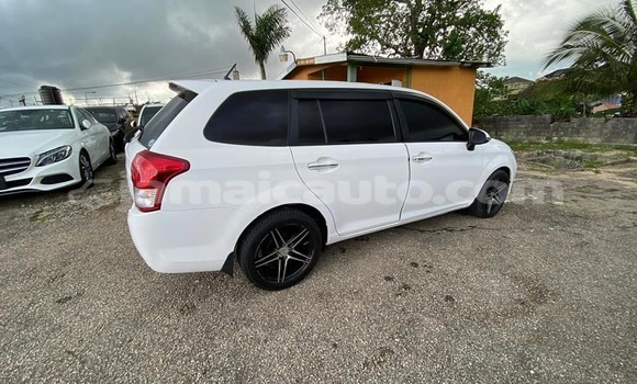 Acheter Occasion Voiture Toyota FJ Cruiser Blanc à Import - Dubai, Clarendon Acheter Occasion Voiture Toyota FJ Cruiser Blanc à Import - Dubai, Clarendon