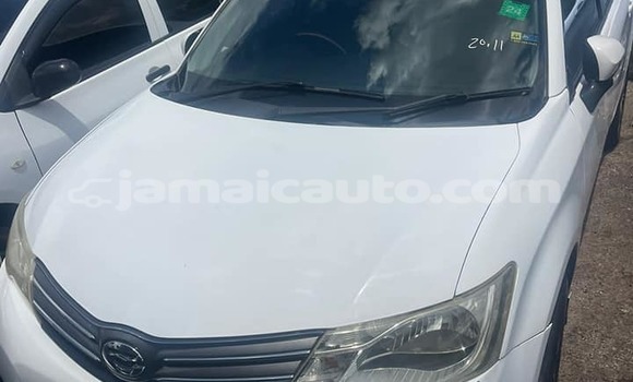 Acheter Occasion Voiture Toyota Axio Blanc à Import - Dubai, Clarendon Acheter Occasion Voiture Toyota Axio Blanc à Import - Dubai, Clarendon
