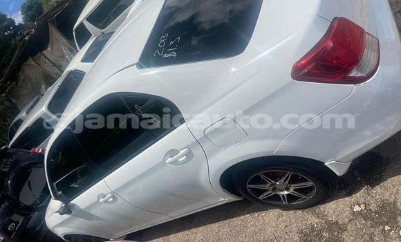 Acheter Occasion Voiture Toyota Axio Blanc à Import - Dubai, Clarendon Acheter Occasion Voiture Toyota Axio Blanc à Import - Dubai, Clarendon