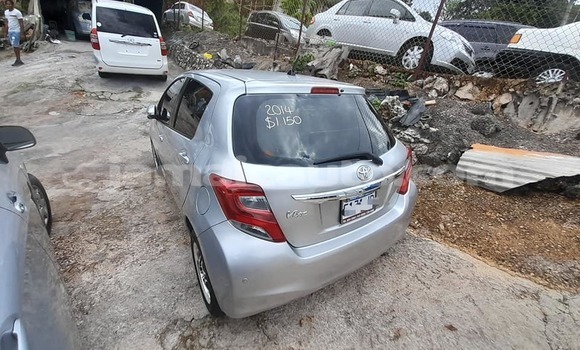 Acheter Occasion Voiture Toyota Vitz Autre à May Pen, Clarendon Acheter Occasion Voiture Toyota Vitz Autre à May Pen, Clarendon
