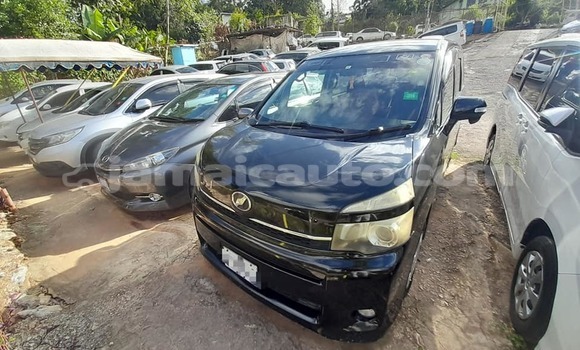 Acheter Occasion Voiture Toyota Voxy Noir à Albert Town, Trelawney Acheter Occasion Voiture Toyota Voxy Noir à Albert Town, Trelawney