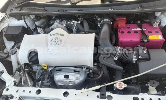 Buy Used Toyota Axio White Car in Import - Dubai in Clarendon Buy Used Toyota Axio White Car in Import - Dubai in Clarendon