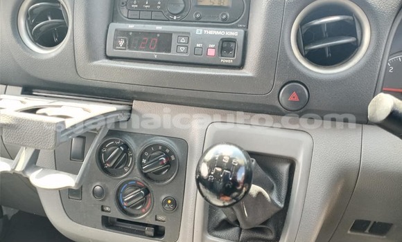 Buy Used Nissan Caravan White Car in Albert Town in Trelawney Buy Used Nissan Caravan White Car in Albert Town in Trelawney