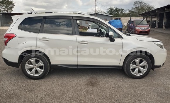 Buy Used Subaru Forester White Car in Mandeville in Manchester Buy Used Subaru Forester White Car in Mandeville in Manchester