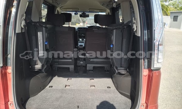 Buy Used Nissan Serena Other Car in Import - Dubai in Clarendon Buy Used Nissan Serena Other Car in Import - Dubai in Clarendon