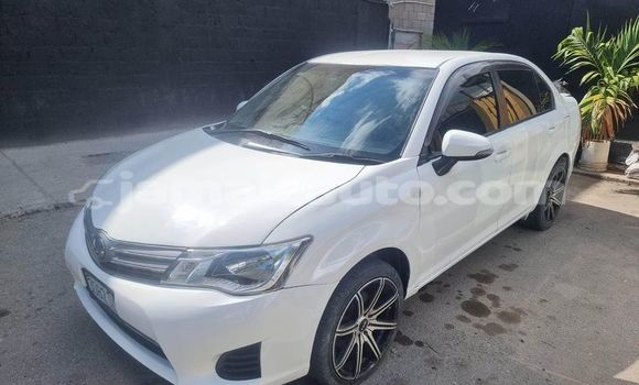 Buy Used Toyota Corolla White Car in Falmouth in Trelawney Buy Used Toyota Corolla White Car in Falmouth in Trelawney