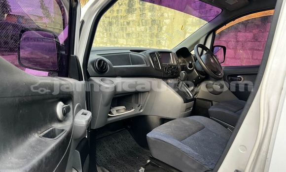 Buy Used Nissan NV200 White Car in Import - Dubai in Clarendon Buy Used Nissan NV200 White Car in Import - Dubai in Clarendon