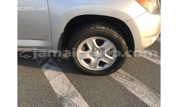 Acheter Import Utilitaire Toyota HiAce Autre à Import - Dubai, Clarendon Acheter Import Utilitaire Toyota HiAce Autre à Import - Dubai, Clarendon