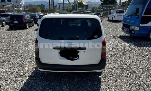 Acheter Occasion Voiture Toyota Probox Blanc à May Pen, Clarendon Acheter Occasion Voiture Toyota Probox Blanc à May Pen, Clarendon
