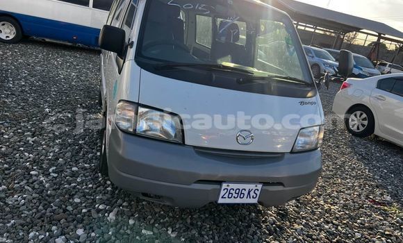 Acheter Occasion Voiture Mazda Bongo Blanc à Mandeville, Manchester Acheter Occasion Voiture Mazda Bongo Blanc à Mandeville, Manchester