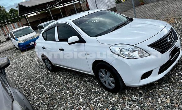 Acheter Occasion Voiture Nissan Latio Blanc à Lucea, Hanover