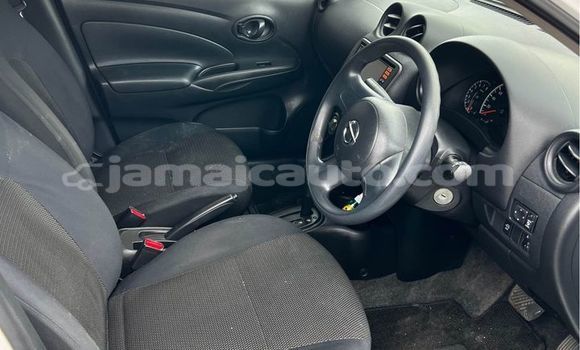 Acheter Occasion Voiture Nissan Latio Blanc à Lucea, Hanover Acheter Occasion Voiture Nissan Latio Blanc à Lucea, Hanover