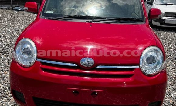 Buy Used Toyota Sienta Red Car in May Pen in Clarendon Buy Used Toyota Sienta Red Car in May Pen in Clarendon
