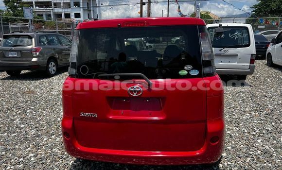Buy Used Toyota Sienta Red Car in May Pen in Clarendon Buy Used Toyota Sienta Red Car in May Pen in Clarendon