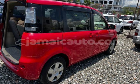 Buy Used Toyota Sienta Red Car in May Pen in Clarendon Buy Used Toyota Sienta Red Car in May Pen in Clarendon