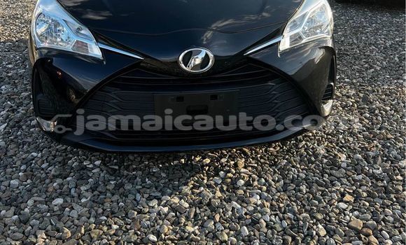 Acheter Occasion Voiture Toyota Vitz Noir à Lucea, Hanover Acheter Occasion Voiture Toyota Vitz Noir à Lucea, Hanover