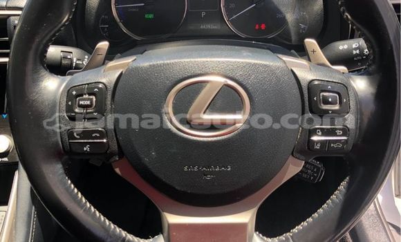 Buy Used Lexus IS White Car in May Pen in Clarendon Buy Used Lexus IS White Car in May Pen in Clarendon