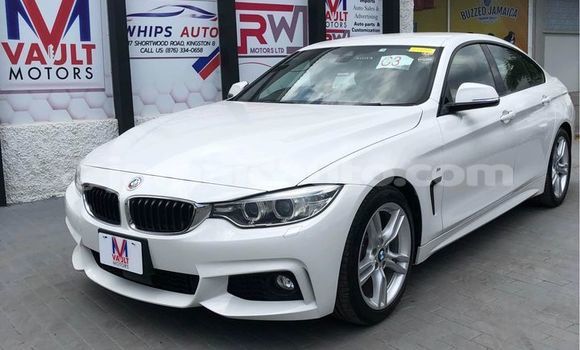 Buy Used BMW 4-Series White Car in May Pen in Clarendon Buy Used BMW 4-Series White Car in May Pen in Clarendon