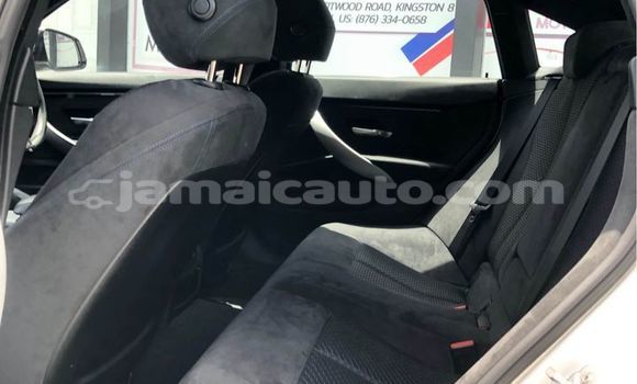 Buy Used BMW 4-Series White Car in May Pen in Clarendon Buy Used BMW 4-Series White Car in May Pen in Clarendon