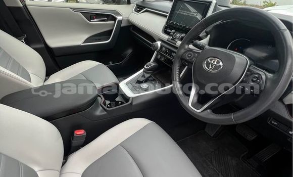 Buy Used Toyota RAV4 Red Car in Mandeville in Manchester Buy Used Toyota RAV4 Red Car in Mandeville in Manchester