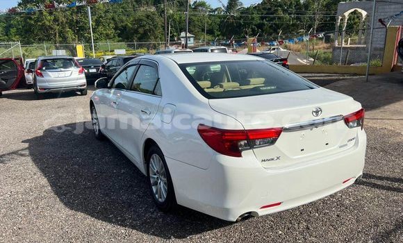 Acheter Occasion Voiture Toyota Mark X Blanc à Lucea, Hanover Acheter Occasion Voiture Toyota Mark X Blanc à Lucea, Hanover