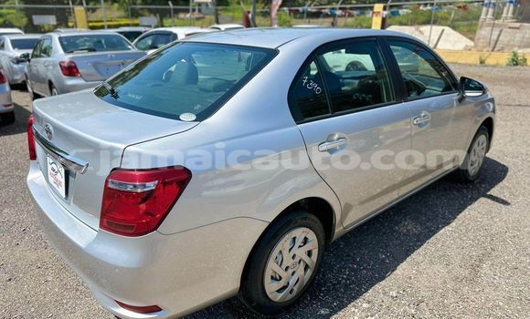 Buy Used Toyota Corolla White Car in May Pen in Clarendon Buy Used Toyota Corolla White Car in May Pen in Clarendon