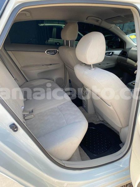 Big with watermark nissan 100nx clarendon may pen 4222