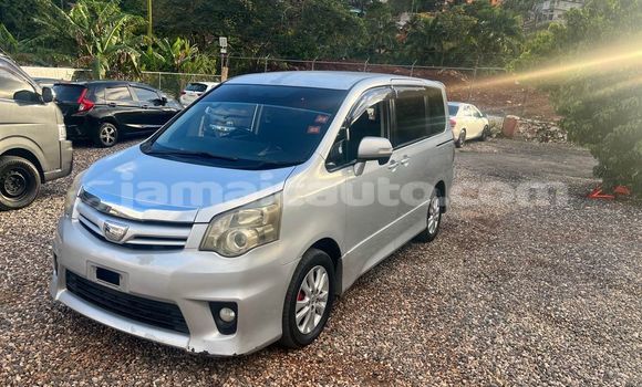 Buy Used Toyota Noah Other Car in Lucea in Hanover Buy Used Toyota Noah Other Car in Lucea in Hanover