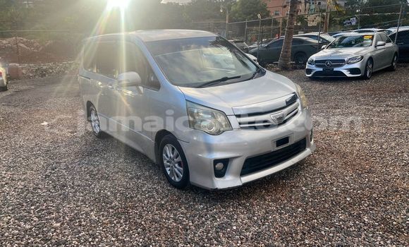 Buy Used Toyota Noah Other Car in Lucea in Hanover Buy Used Toyota Noah Other Car in Lucea in Hanover