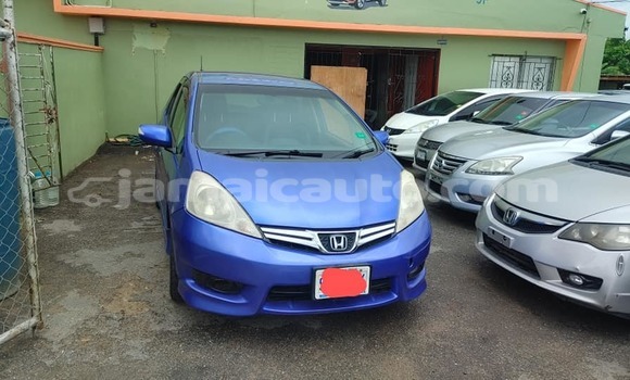 Buy Used Honda FIT Blue Car in Mandeville in Manchester Buy Used Honda FIT Blue Car in Mandeville in Manchester
