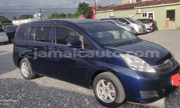 Buy Used Toyota ISis Black Car in Lucea in Hanover Buy Used Toyota ISis Black Car in Lucea in Hanover