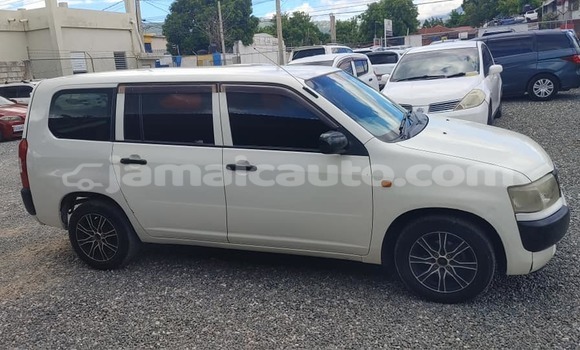 Buy Used Toyota Probox White Car in Lucea in Hanover Buy Used Toyota Probox White Car in Lucea in Hanover