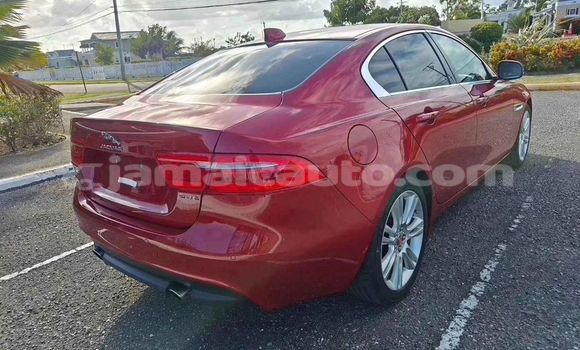 Acheter Occasion Voiture Jaguar XE Rouge à Import - Dubai, Clarendon Acheter Occasion Voiture Jaguar XE Rouge à Import - Dubai, Clarendon