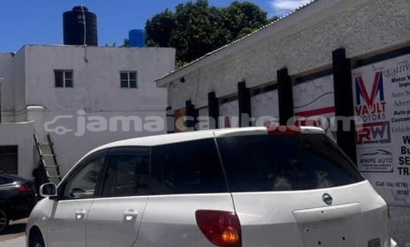 Buy Used Nissan AD White Car in Albert Town in Trelawney Buy Used Nissan AD White Car in Albert Town in Trelawney