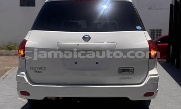 Buy Used Nissan AD White Car in Albert Town in Trelawney Buy Used Nissan AD White Car in Albert Town in Trelawney