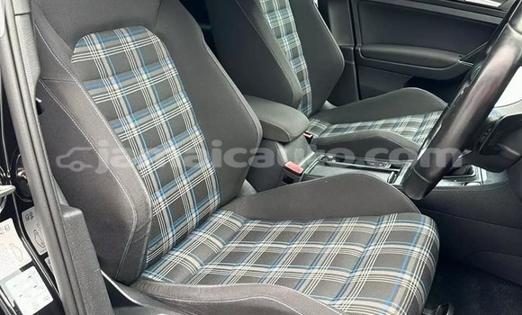 Buy Used Volkswagen Golf Black Car in Mandeville in Manchester Buy Used Volkswagen Golf Black Car in Mandeville in Manchester