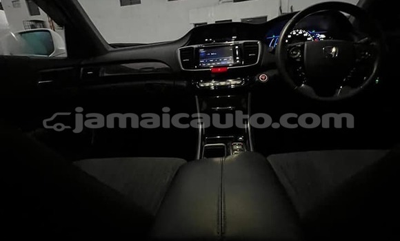 Buy Used Honda Accord White Car in Lucea in Hanover Buy Used Honda Accord White Car in Lucea in Hanover