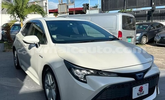 Buy Used Toyota Corolla White Car in Falmouth in Trelawney Buy Used Toyota Corolla White Car in Falmouth in Trelawney