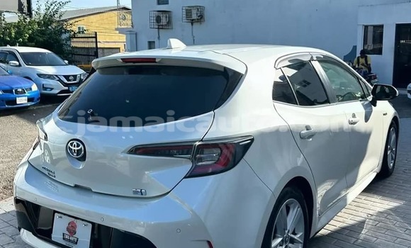 Buy Used Toyota Corolla White Car in Falmouth in Trelawney Buy Used Toyota Corolla White Car in Falmouth in Trelawney