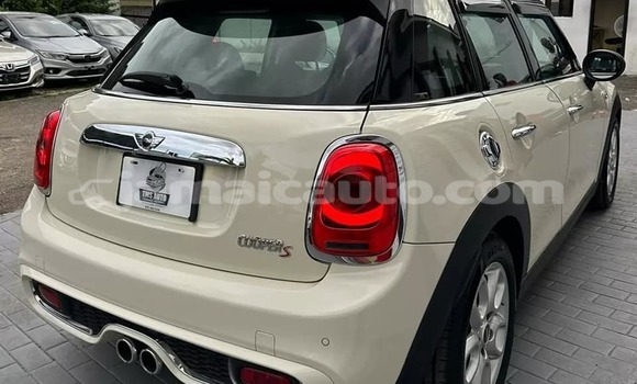 Buy Used Mini Cooper Other Car in Mandeville in Manchester Buy Used Mini Cooper Other Car in Mandeville in Manchester