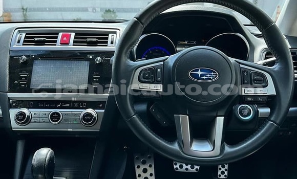 Buy Used Subaru Outback White Car in Savanna la Mar in Westmoreland Buy Used Subaru Outback White Car in Savanna la Mar in Westmoreland