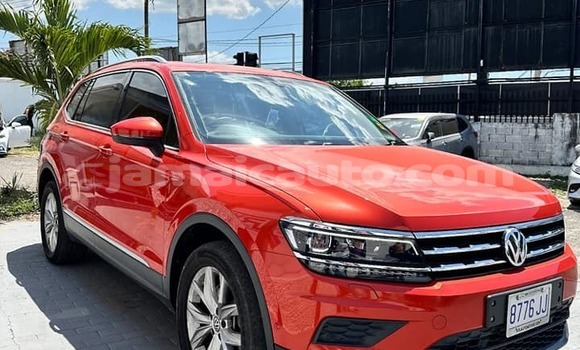 Buy Used Volkswagen Tiguan Red Car in Savanna la Mar in Westmoreland Buy Used Volkswagen Tiguan Red Car in Savanna la Mar in Westmoreland