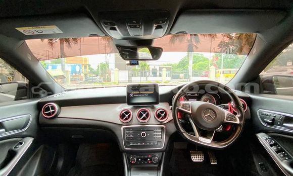 Buy Used Mercedes-Benz CâClass Black Car in Savanna la Mar in Westmoreland Buy Used Mercedes-Benz CâClass Black Car in Savanna la Mar in Westmoreland