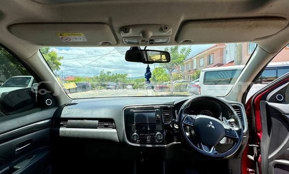 Buy Used Mitsubishi Outlander Red Car in Port Antonio in Portland Buy Used Mitsubishi Outlander Red Car in Port Antonio in Portland