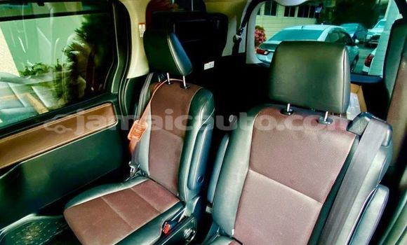 Buy Used Toyota Estima Black Car in Port Antonio in Portland Buy Used Toyota Estima Black Car in Port Antonio in Portland