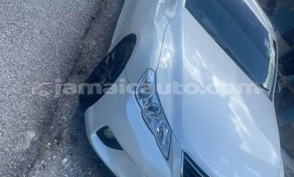 Buy Used Toyota Mark X White Car in Albert Town in Trelawney Buy Used Toyota Mark X White Car in Albert Town in Trelawney