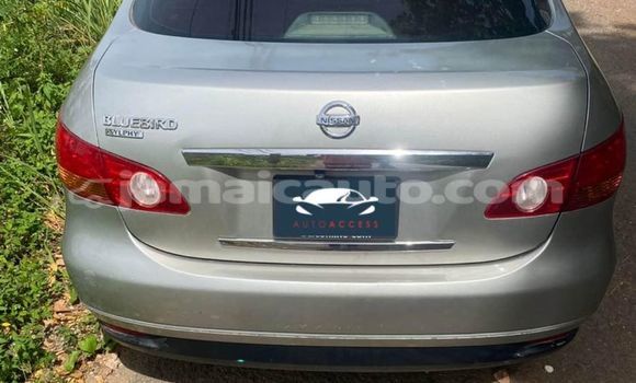 Buy Used Nissan Bluebird Black Car in Lucea in Hanover Buy Used Nissan Bluebird Black Car in Lucea in Hanover